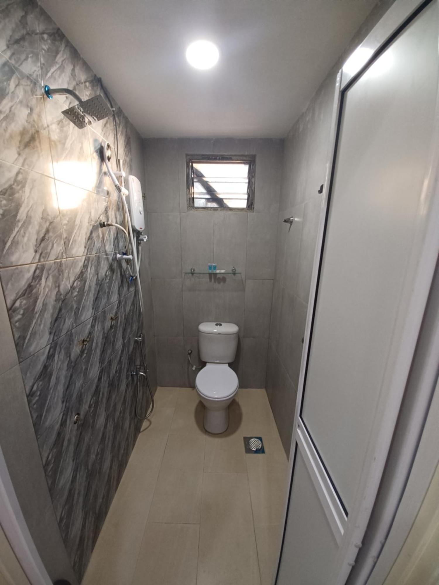 קמפונג גונג בדק The Serai Cottage Transit Hotel חדר תמונה