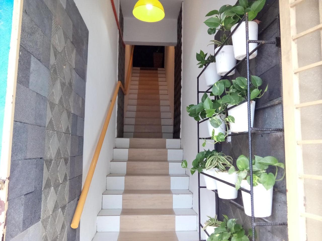 קמפונג גונג בדק The Serai Cottage Transit Hotel מראה חיצוני תמונה
