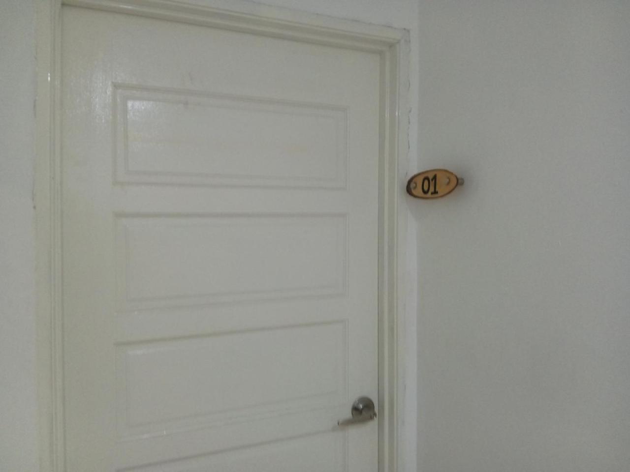 קמפונג גונג בדק The Serai Cottage Transit Hotel מראה חיצוני תמונה