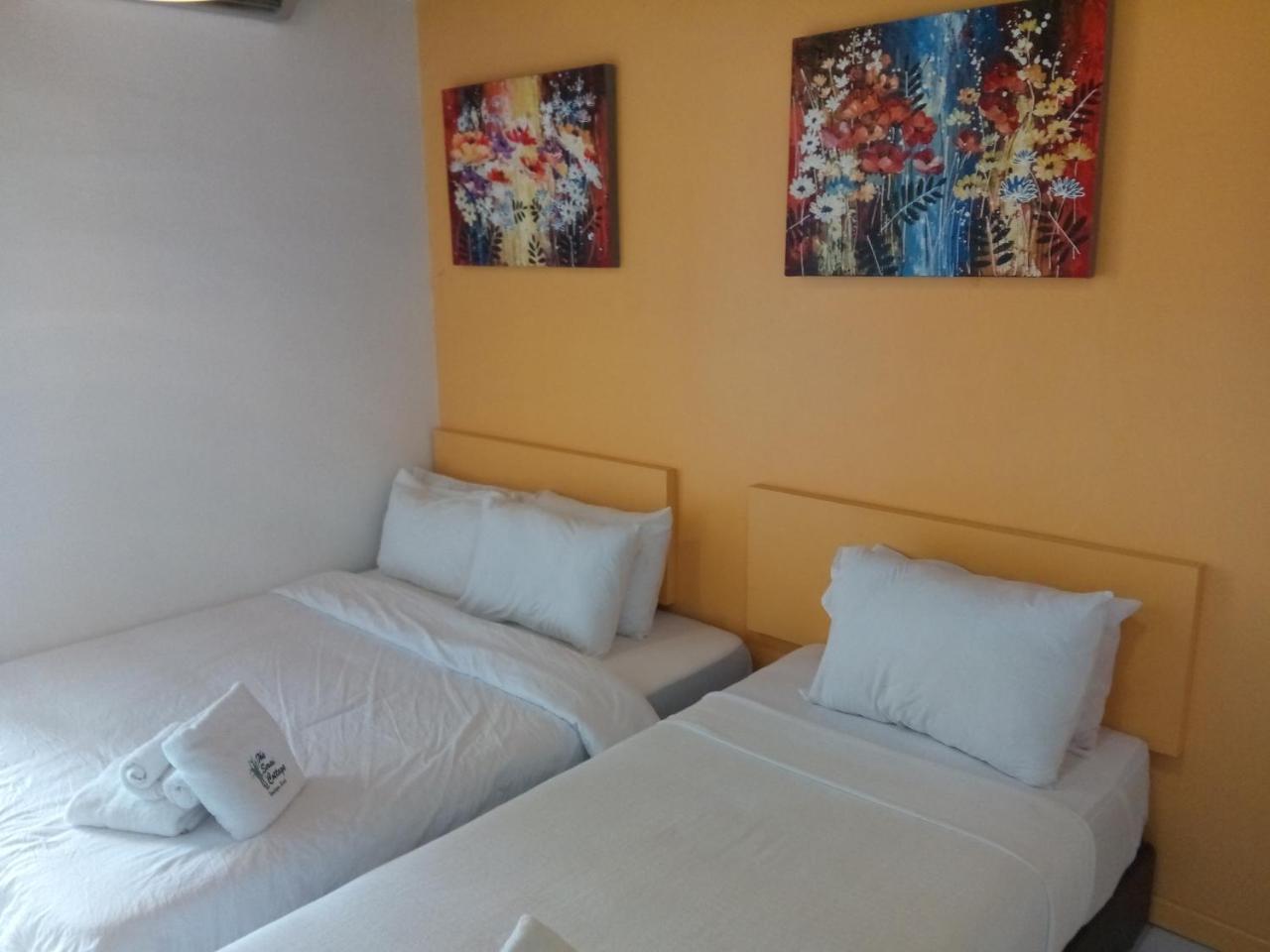 קמפונג גונג בדק The Serai Cottage Transit Hotel מראה חיצוני תמונה